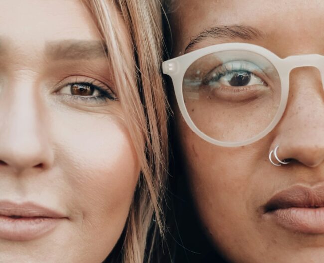 joel muniz fLhghqC2Jp4 unsplash women